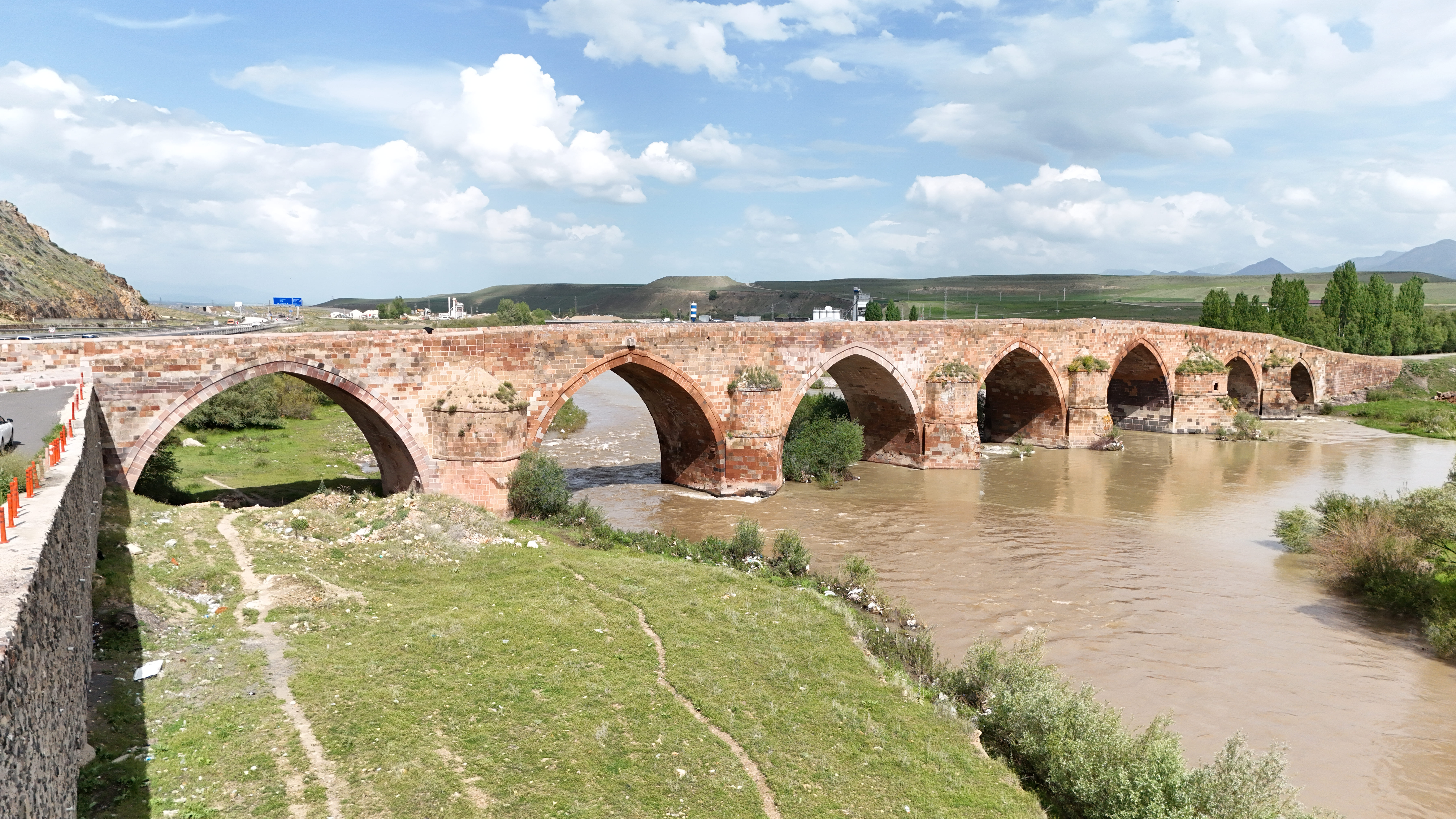 Çobandede Köprüsü