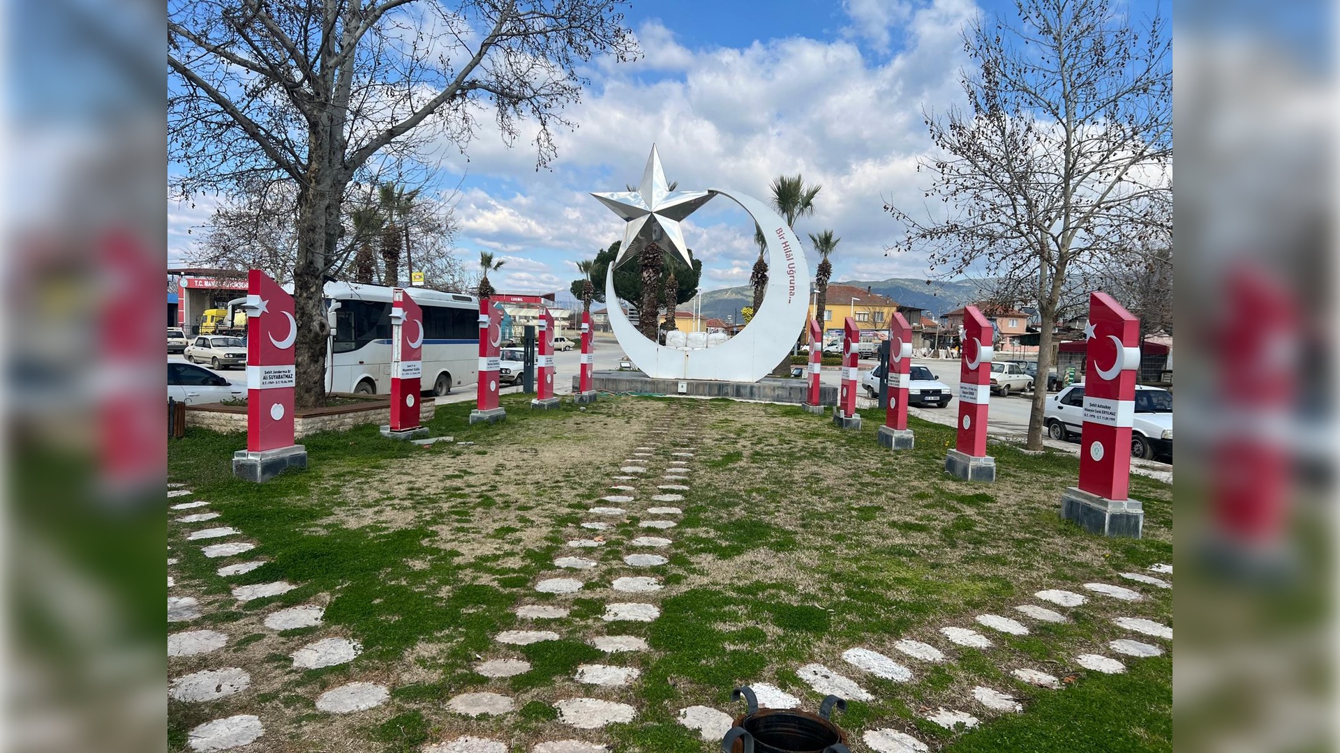 Sarıgöl Şehitler Meydanı