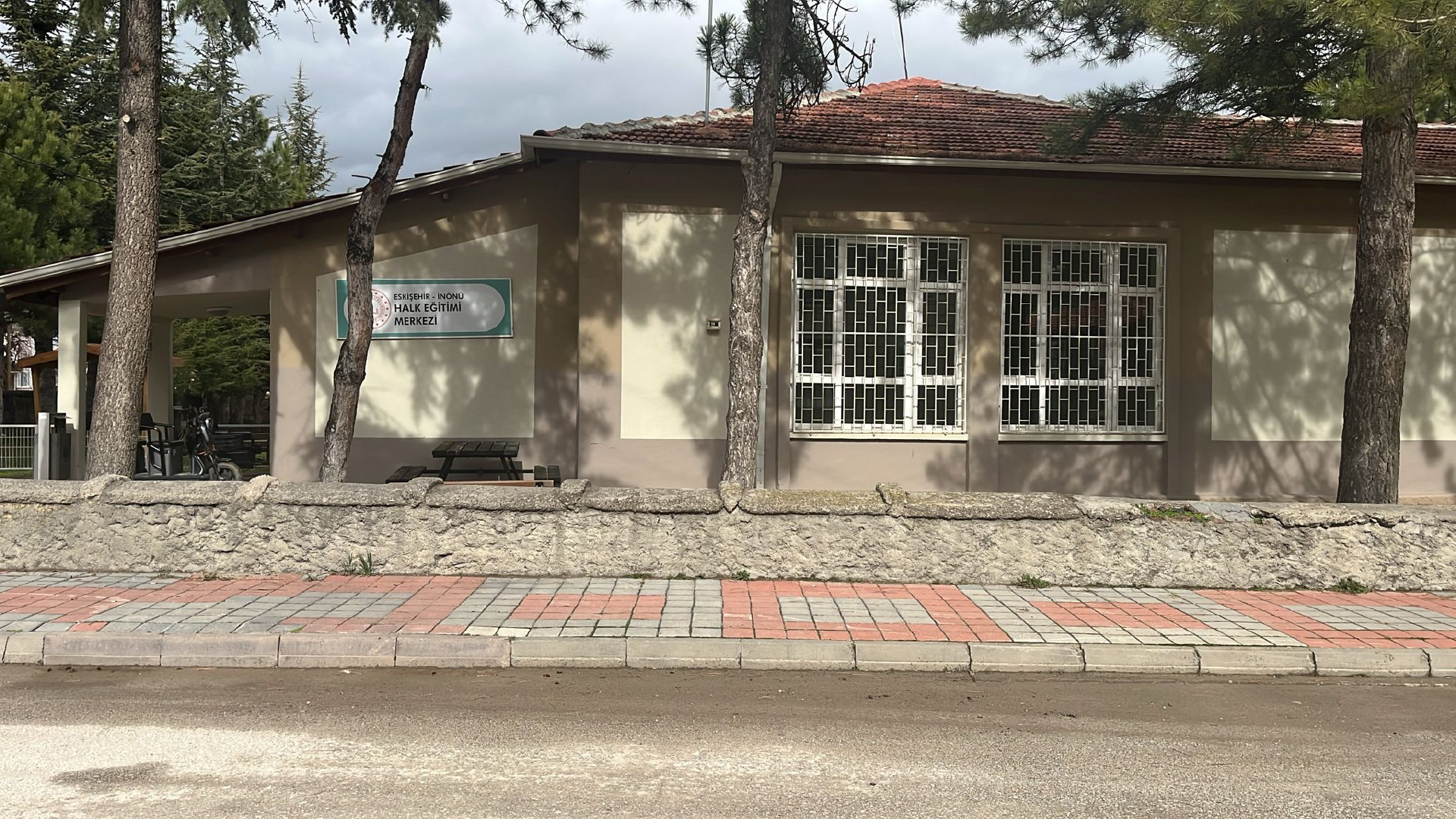 İnönü Halk Eğitimi Merkezi