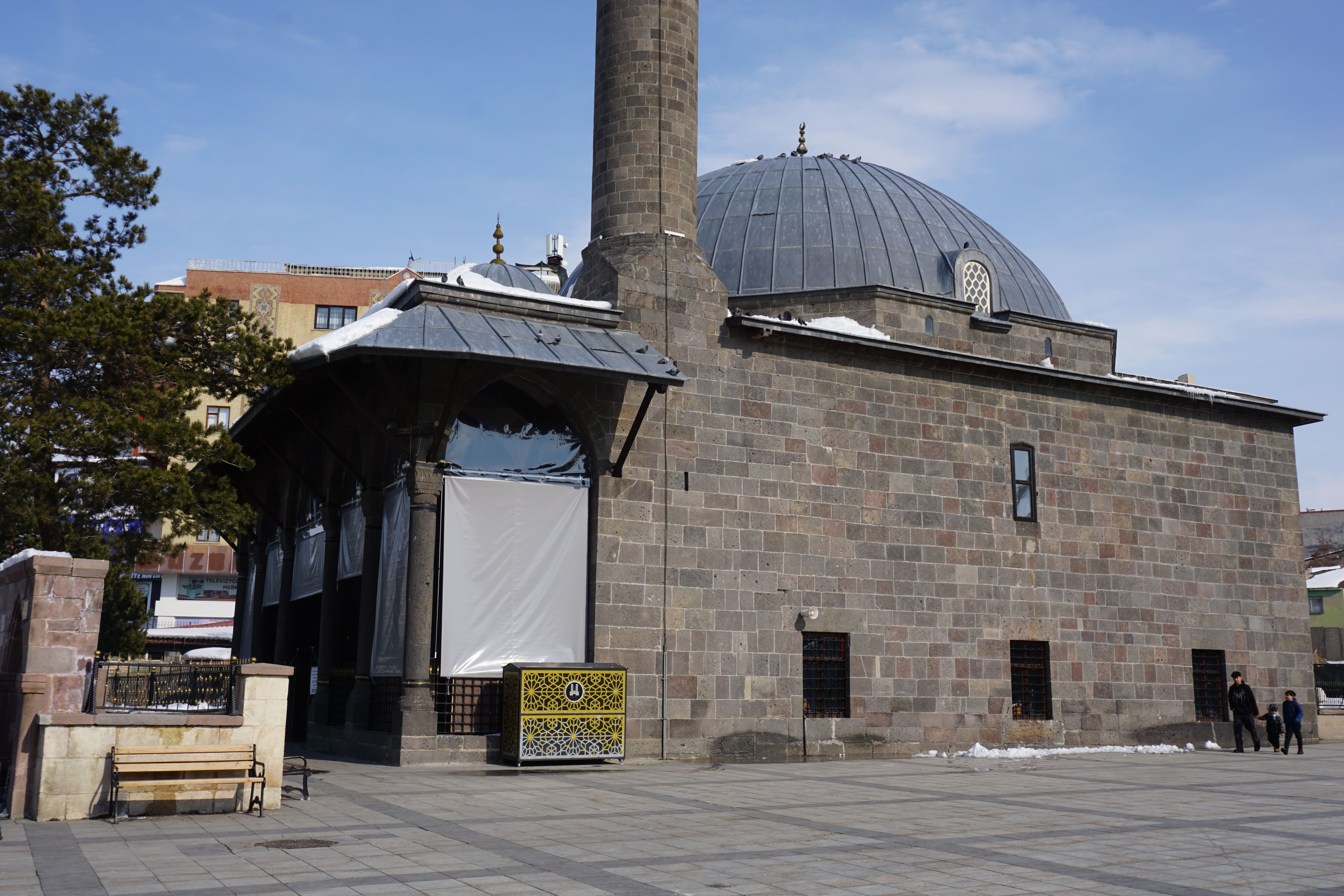 Narmanlı Cami