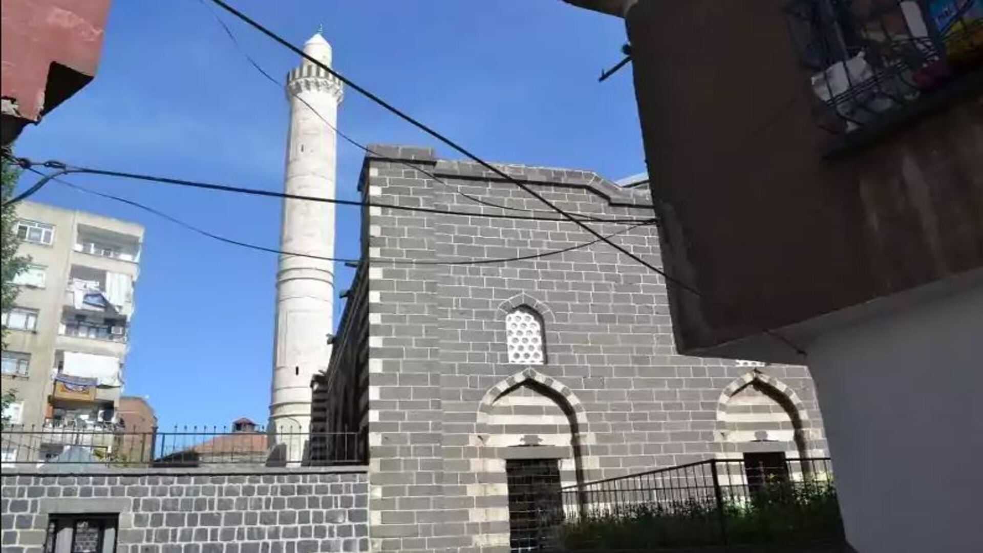 Diyarbakır Parlı Safa Cami ve Minaresi