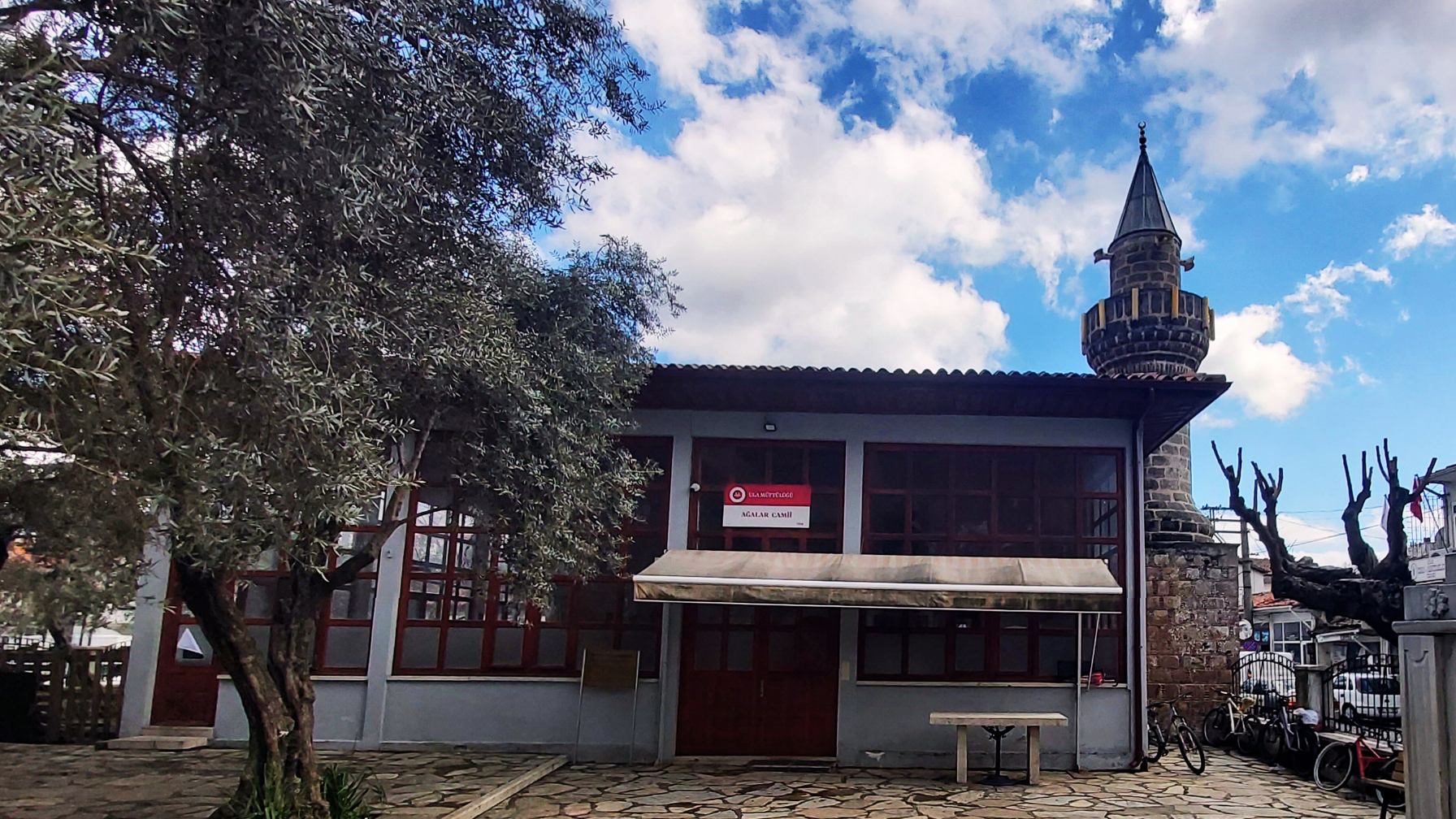 Ağalar Camii