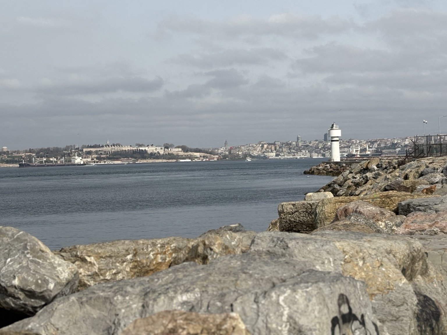 İnciburnu Deniz Feneri ve Moda Sahili Yürüme Yolu