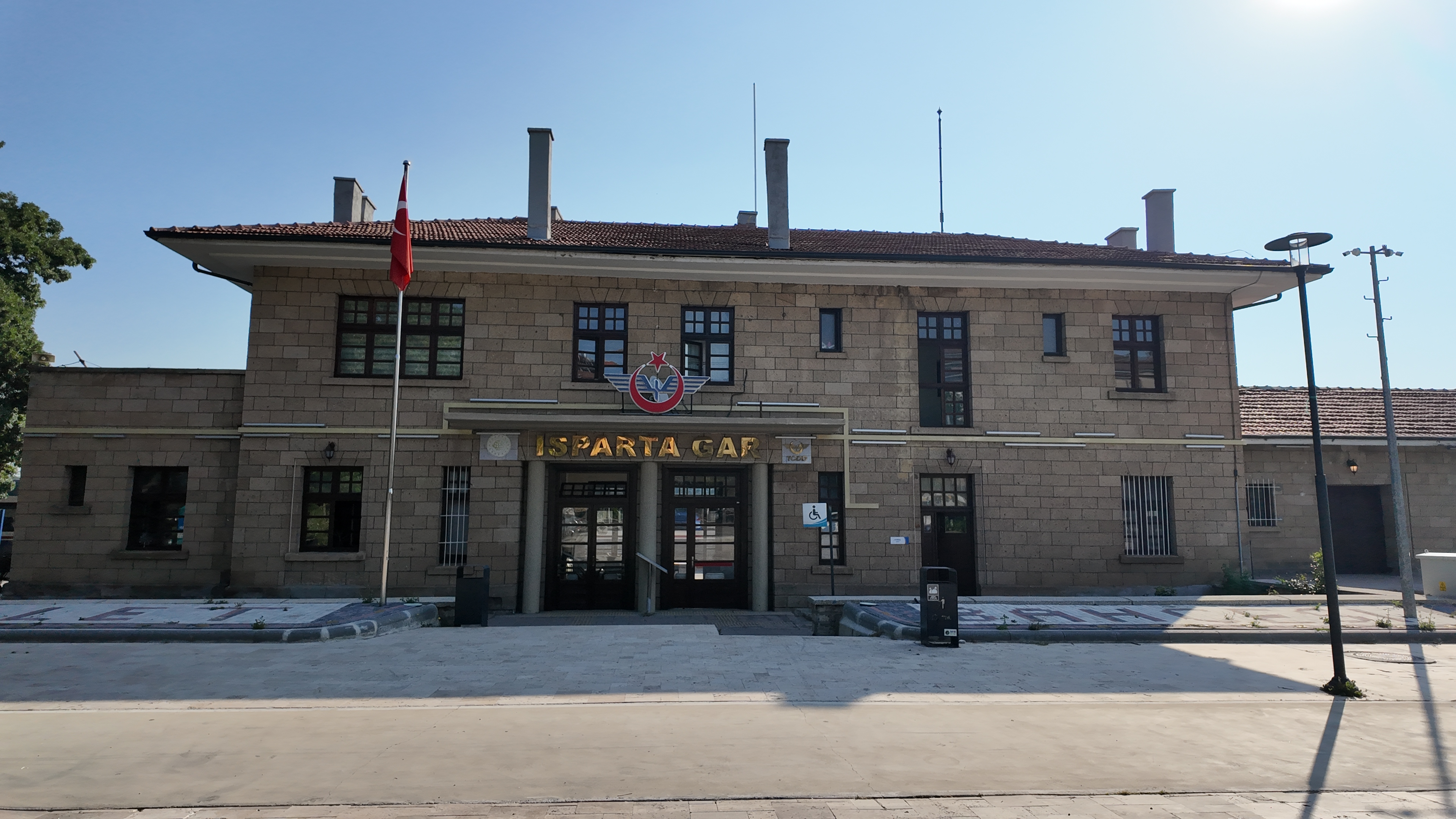 Isparta Tren Garı