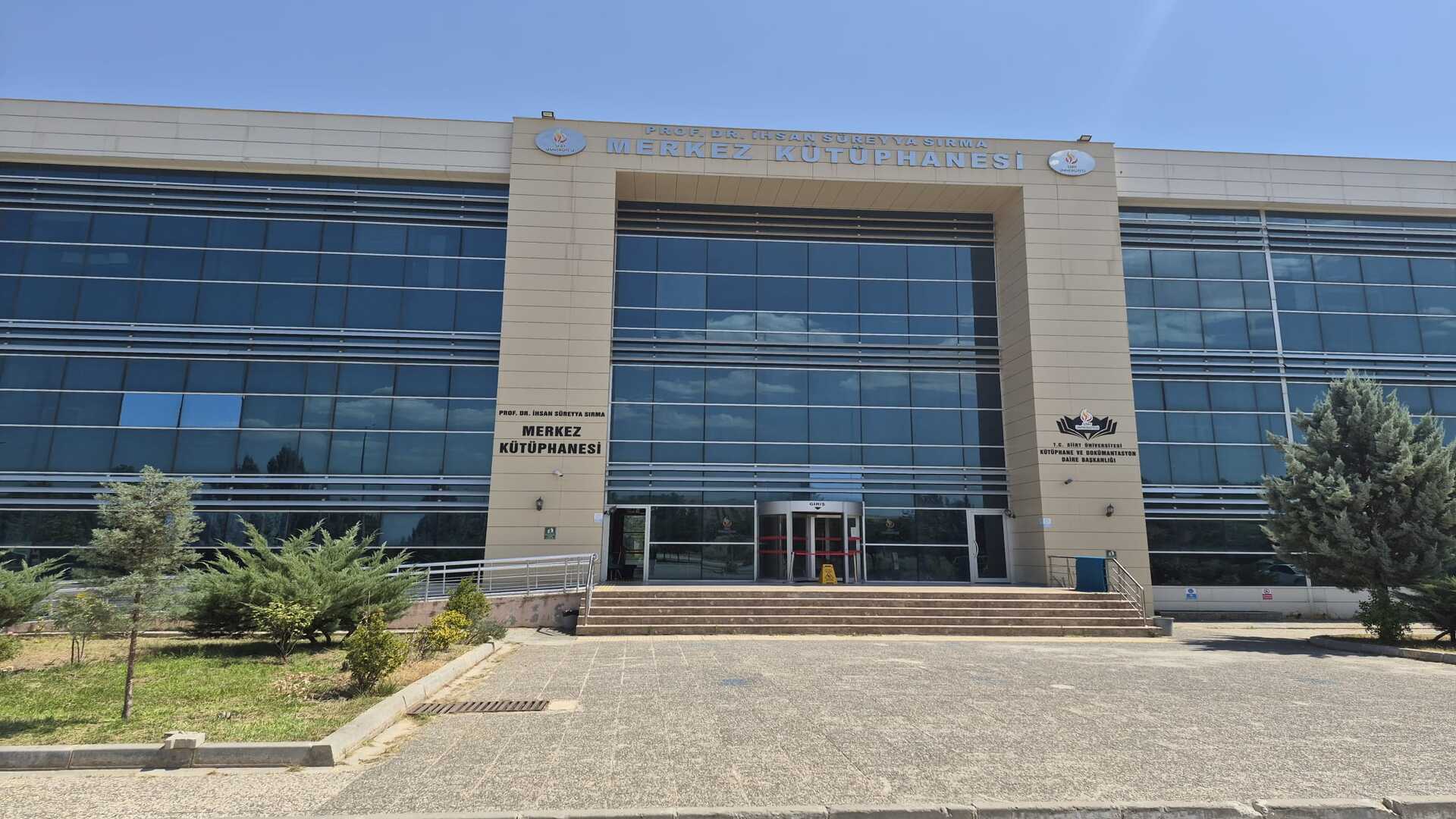 Siirt Üniversitesi Prof. Dr. İhsan Süreyya Sırma Merkez Kütüphanesi